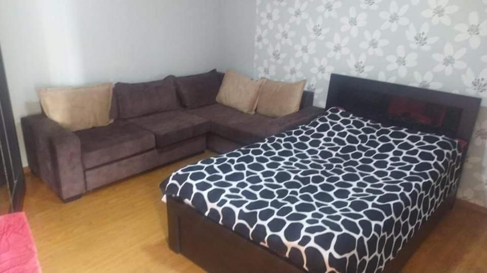 Lana Apartment Tbilisi Exteriör bild